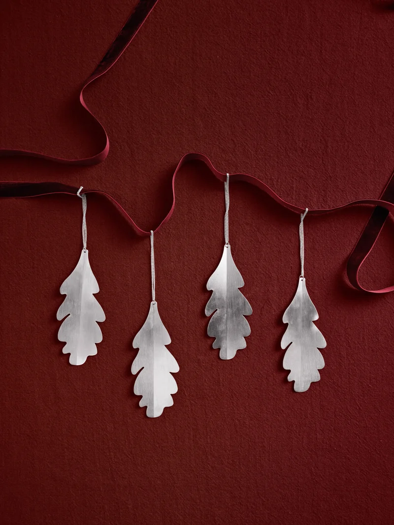 Oak Leaf Ornaments - Set of 4 - Silver