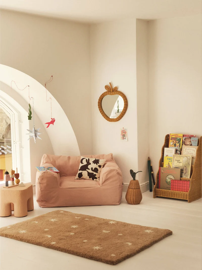 Lunden Cushion - Off-White/Dark Chocolate