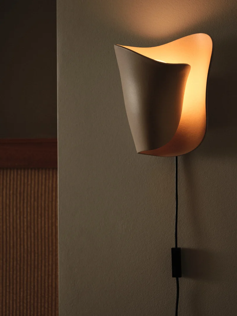 Oyster Wall Sconce - Light Cashmere