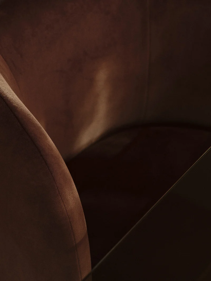 Rico Club Chair - Swivel - Rich Velvet - Coffee