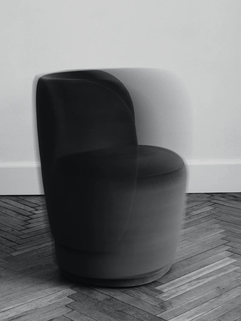 Rico Club Chair - Swivel - Rich Velvet - Coffee