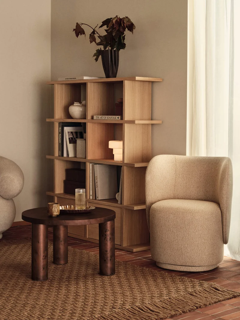 Rico Club Chair - Swivel - Vanir - Off-White/Honey