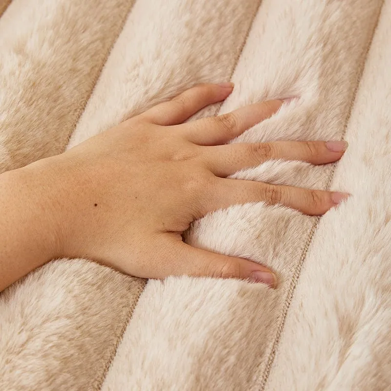 Housse de Canapé EasyCover Fausse Fourrure