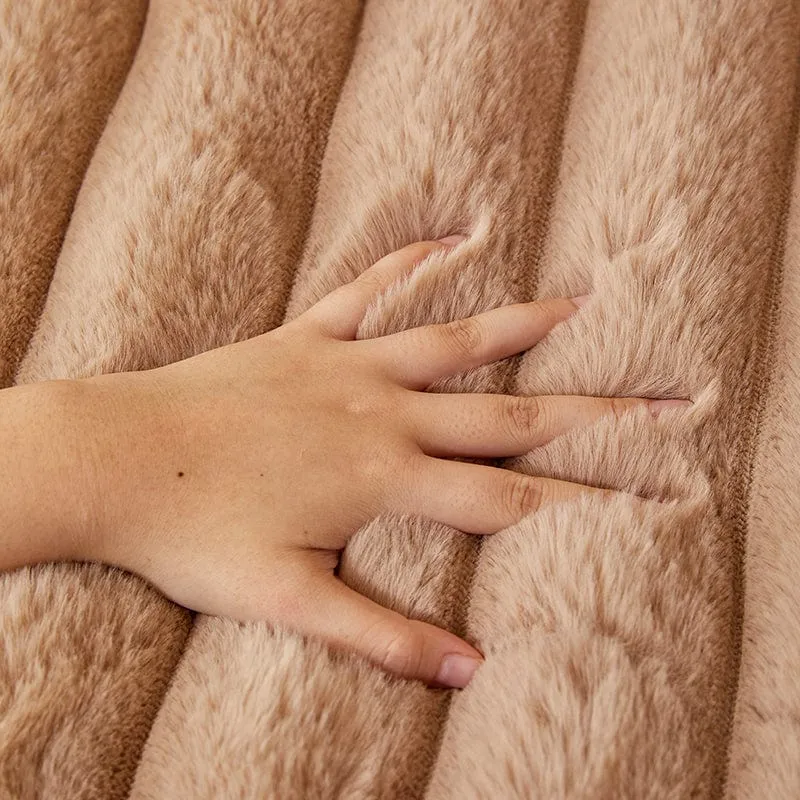 Housse de Canapé EasyCover Fausse Fourrure