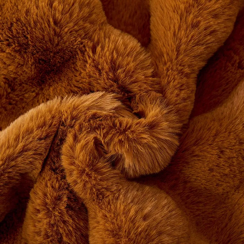 Housse de Canapé EasyCover Fausse Fourrure Molletonnée