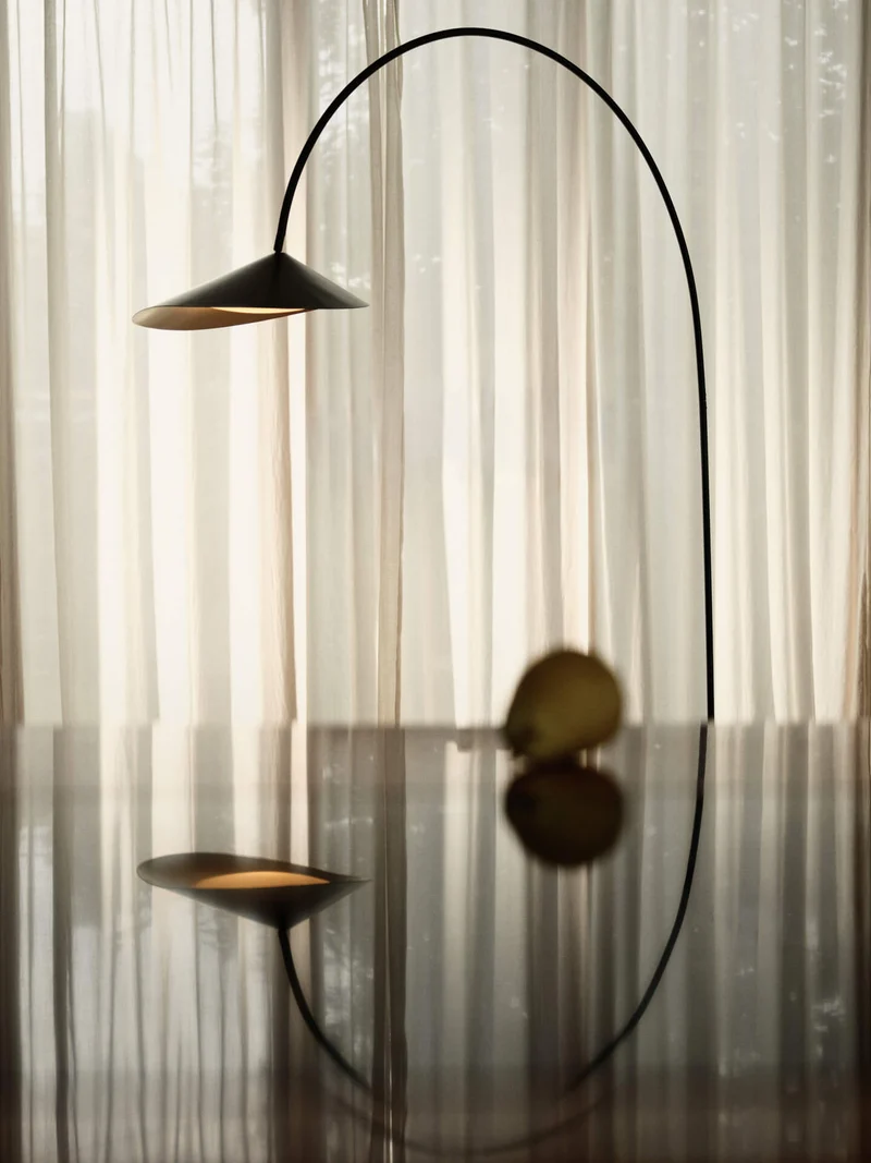 Arum Arched Floor Lamp - Black