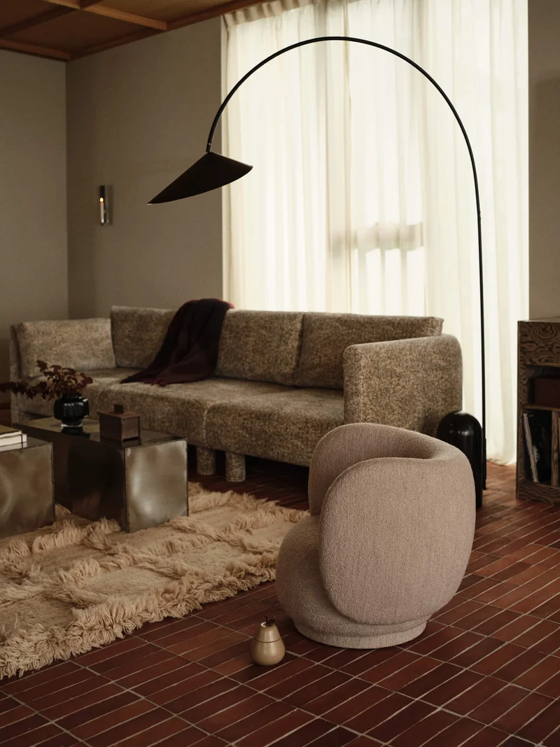 Arum Arched Floor Lamp - Black