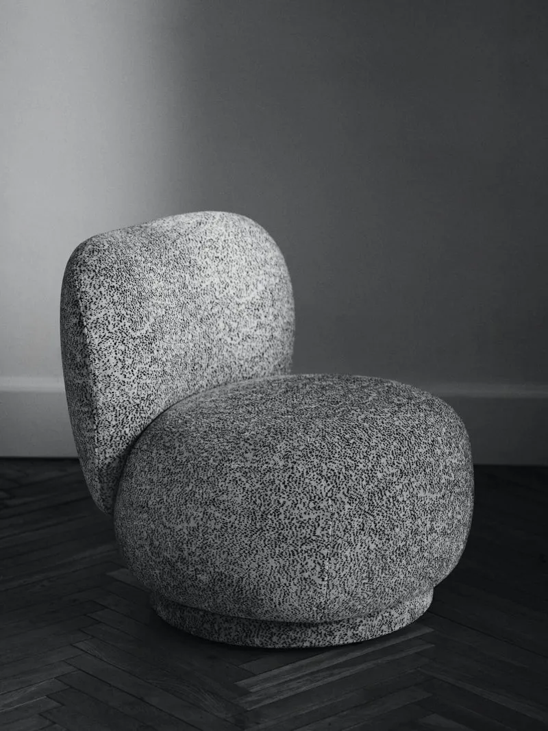 Rico Piccolo Lounge Chair - Poppy Velvet - Butter/Black