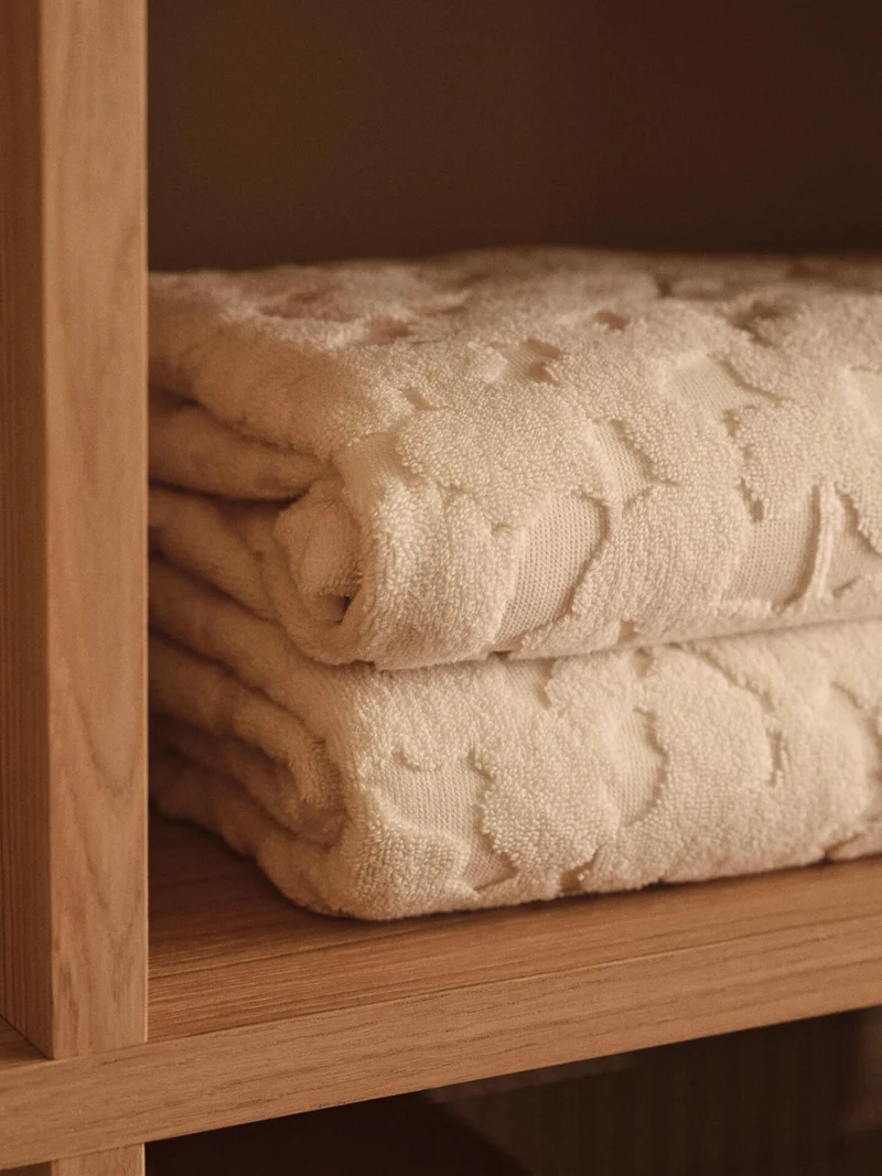 Cilla Bath Towel - Off-White