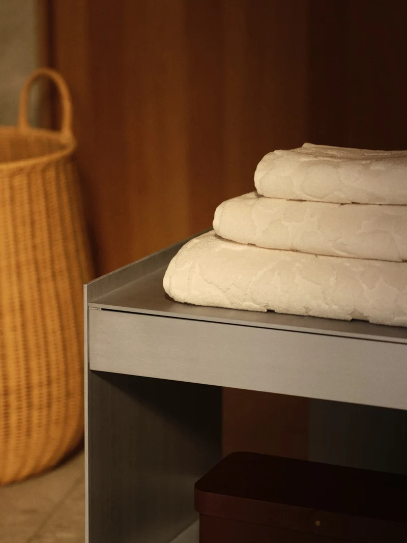 Cilla Bath Towel - Off-White