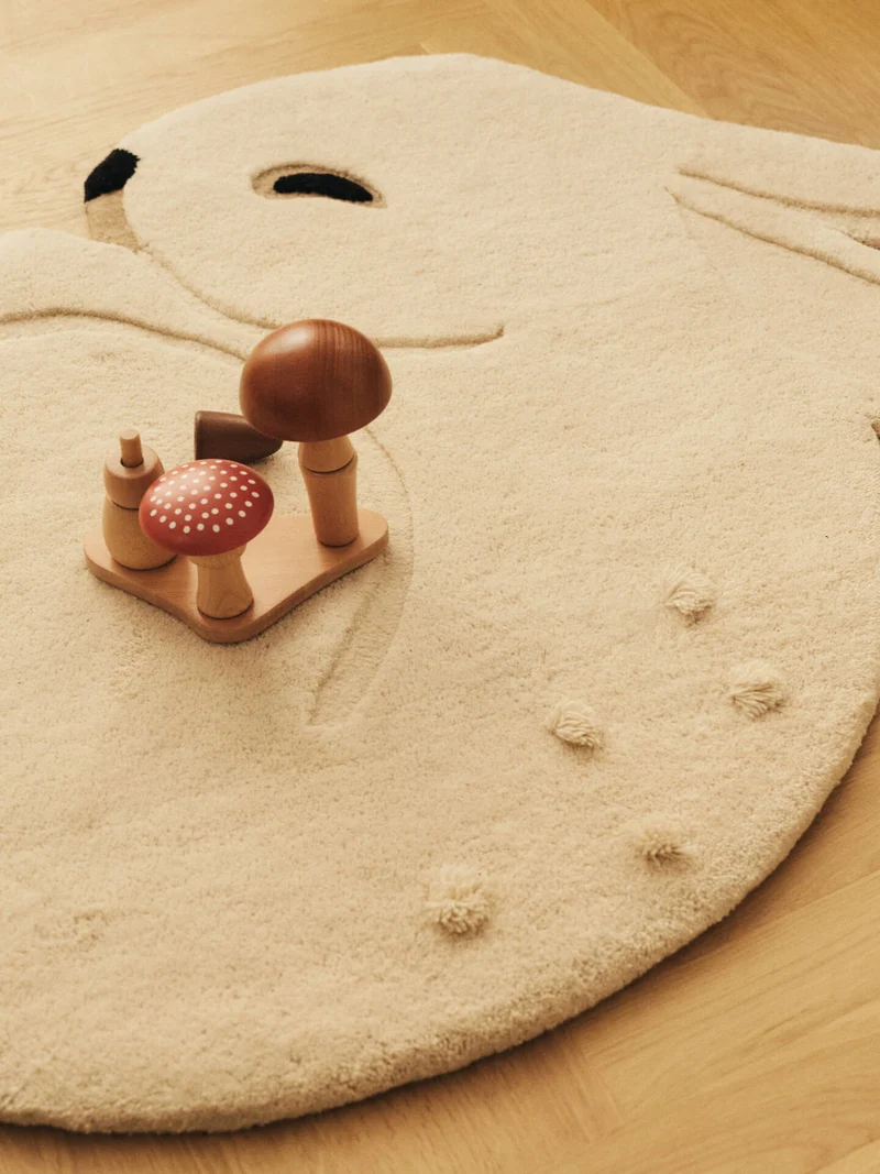 Rabbit Tufted Rug - Off-White
