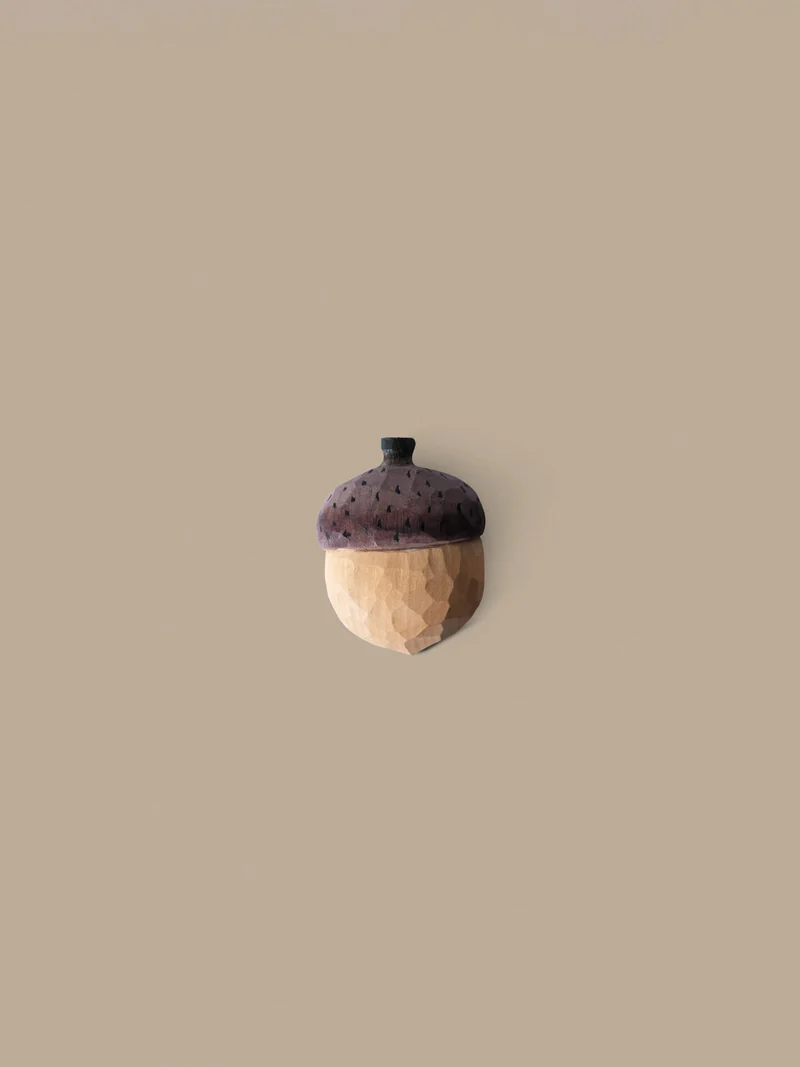 Acorn Hand-carved Hook - Natural