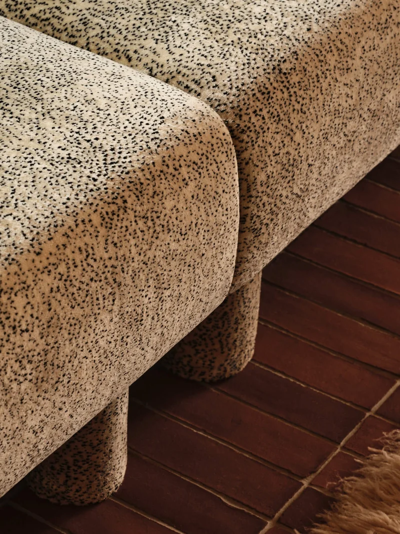 Dase Sofa Armrest Left - Poppy Velvet - Butter/Black