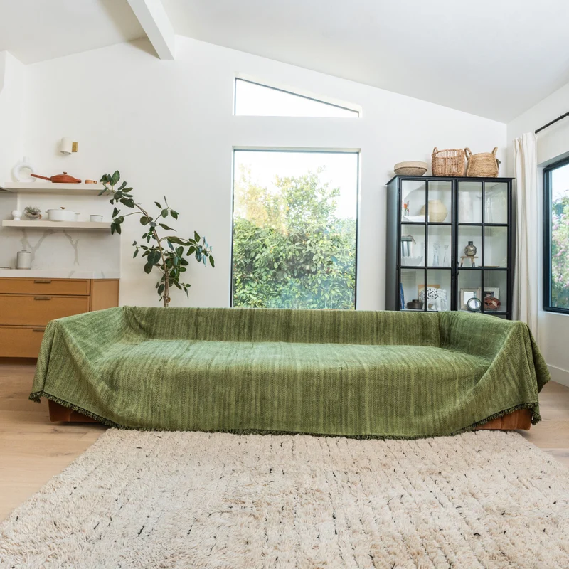Magic Sofa Blanket - Lena Herring