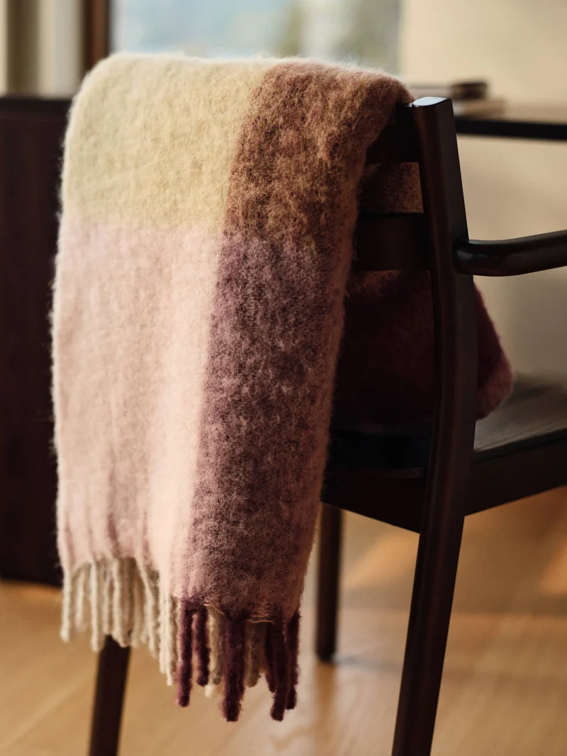 Blur Mohair Blanket - Butter/Pale Rose