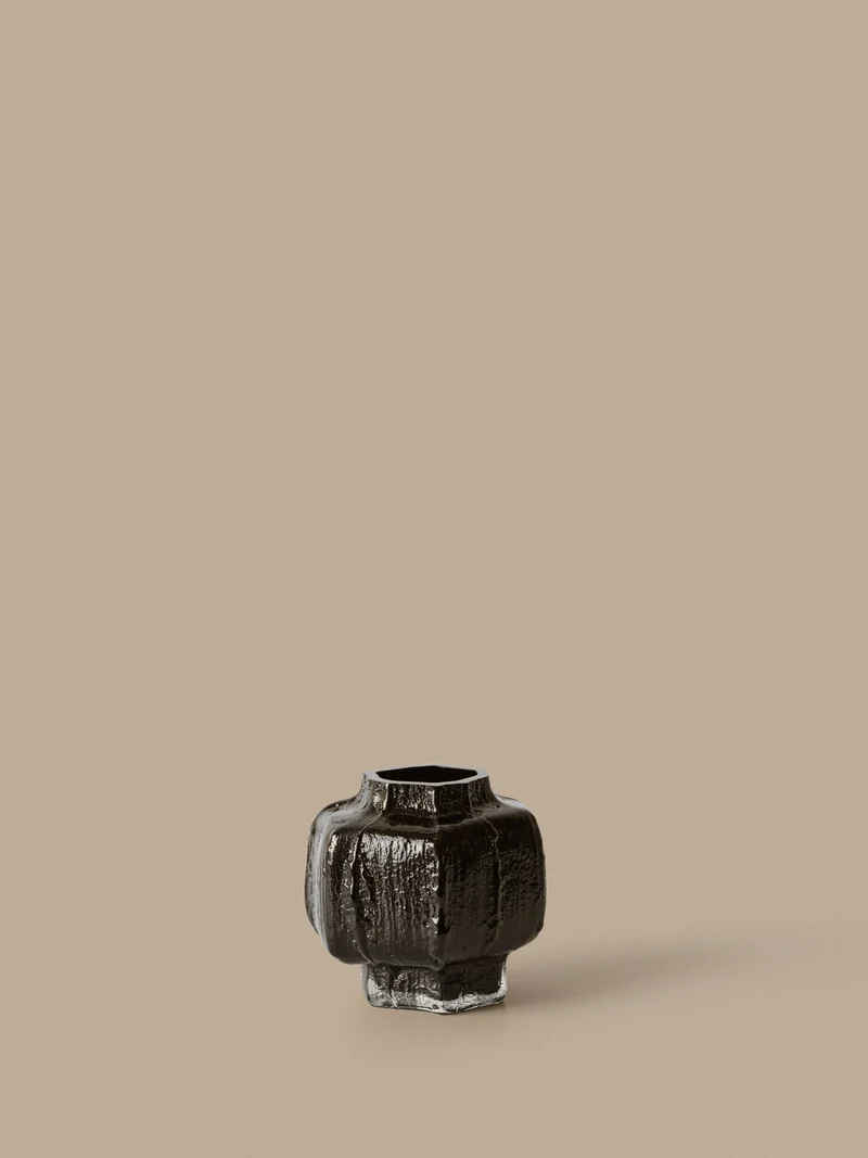 Mokuri Vase - Small - Black