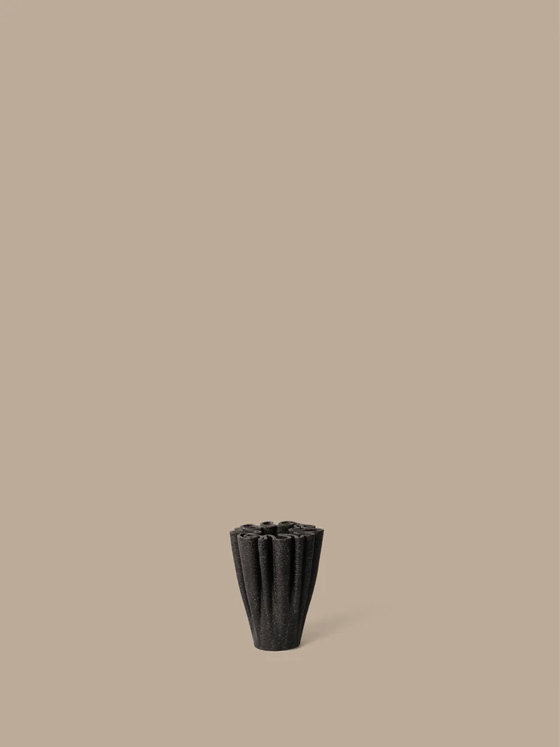 Dedali Vase - Small - Dark Brown