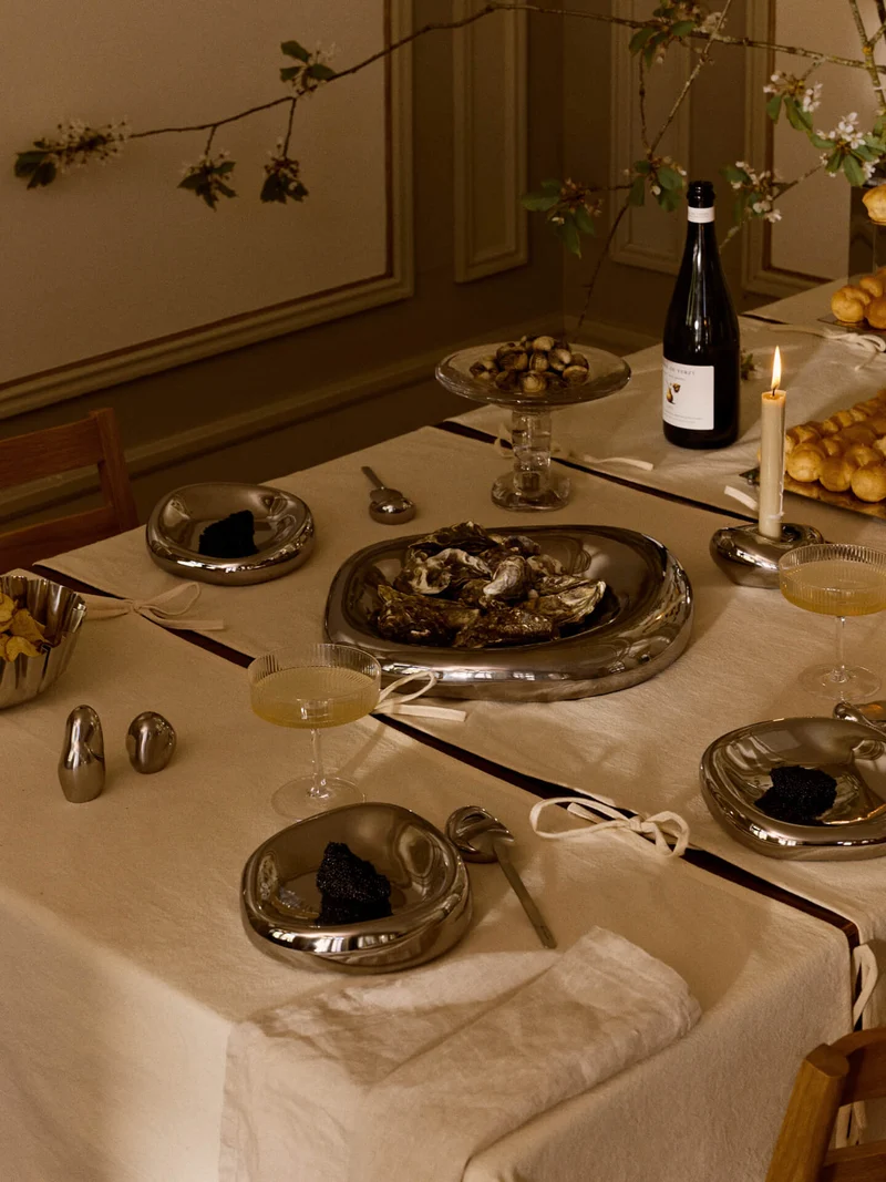 Link Modular Tablecloth - Parchment
