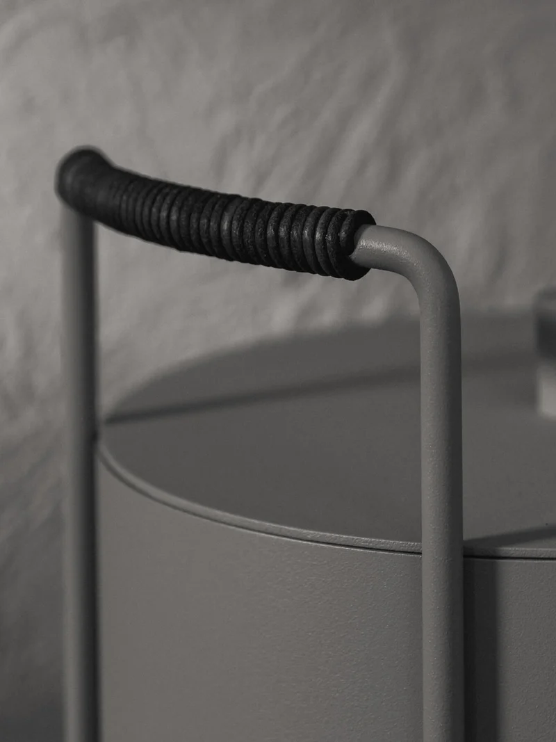 Port Kindling and Ash Bucket - Cashmere