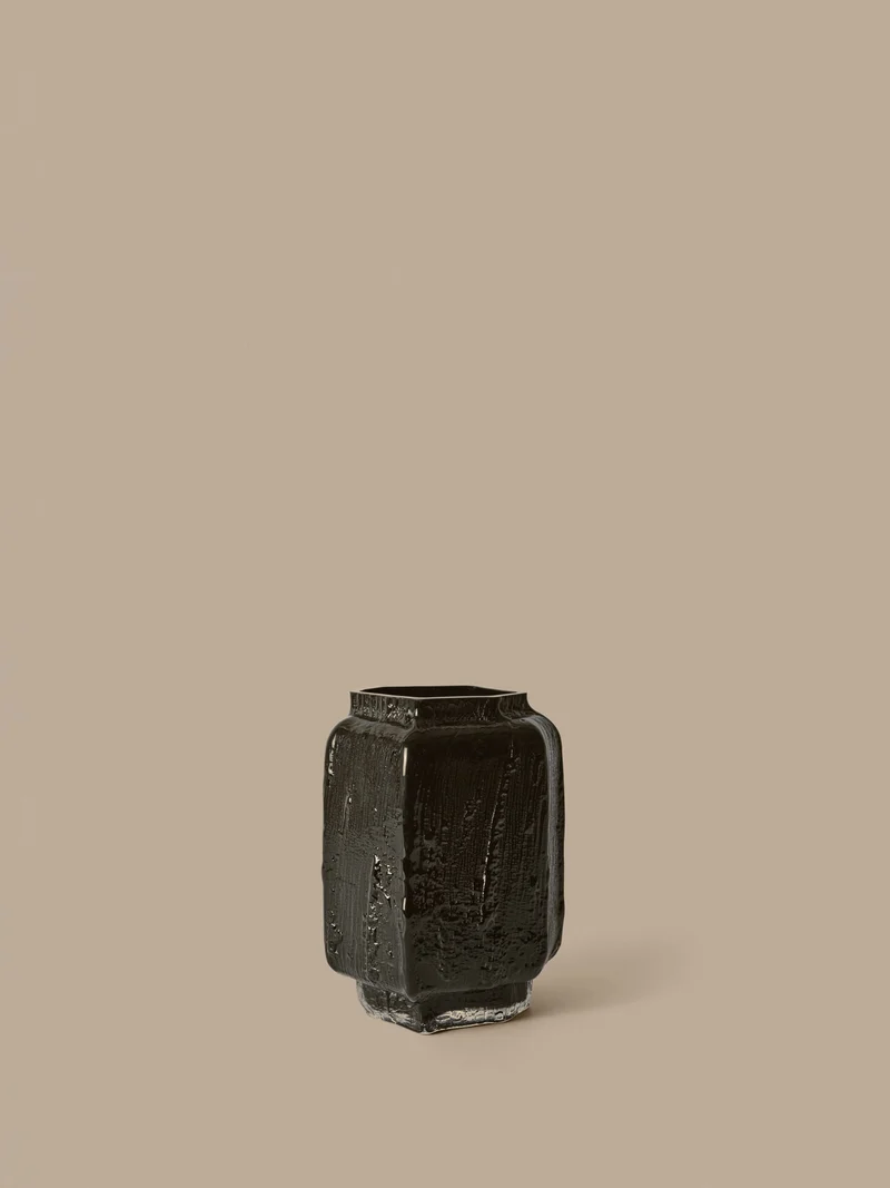 Mokuri Vase - Large - Black