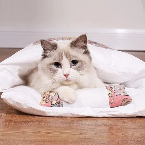 Lit douillet semi-fermé pour chat et petits animaux