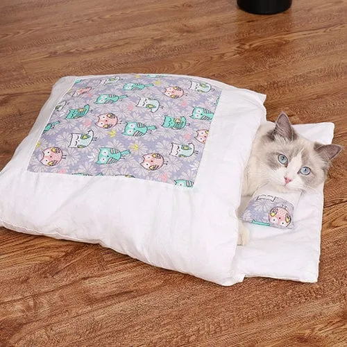 Lit douillet semi-fermé pour chat et petits animaux