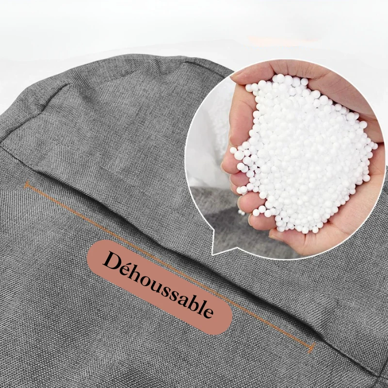 Petit coussin pouf