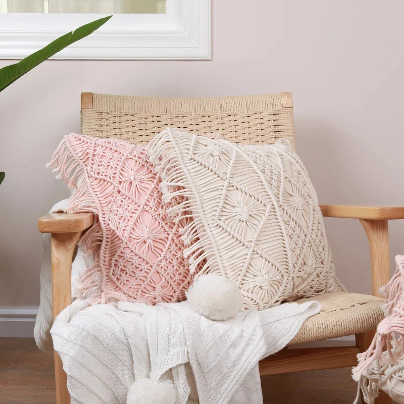 Coussin au crochet bohème avec motifs géométriques