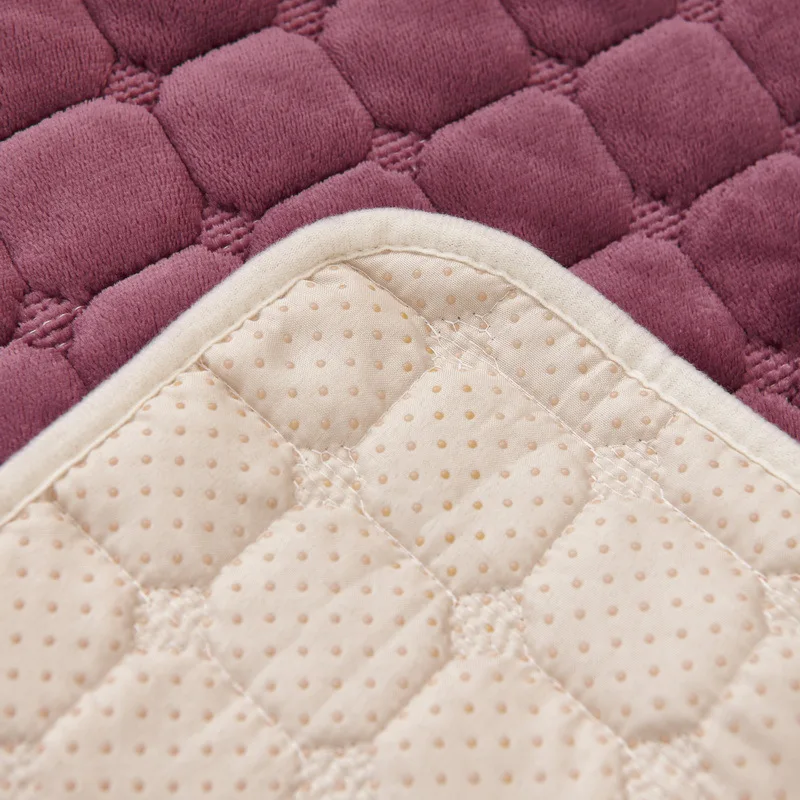 Pad antidérapant de protection pour fauteuil et canapé - velours capitonné