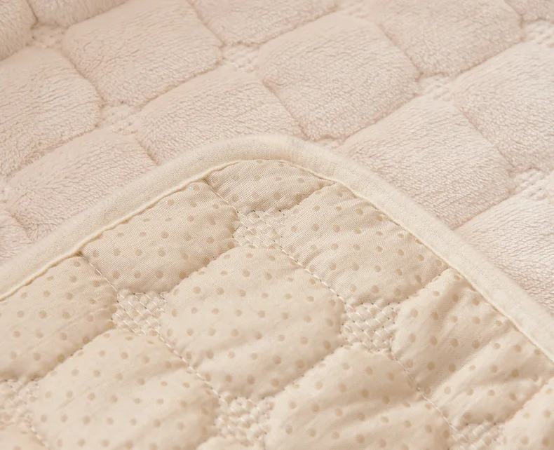 Pad antidérapant de protection pour fauteuil et canapé - velours capitonné