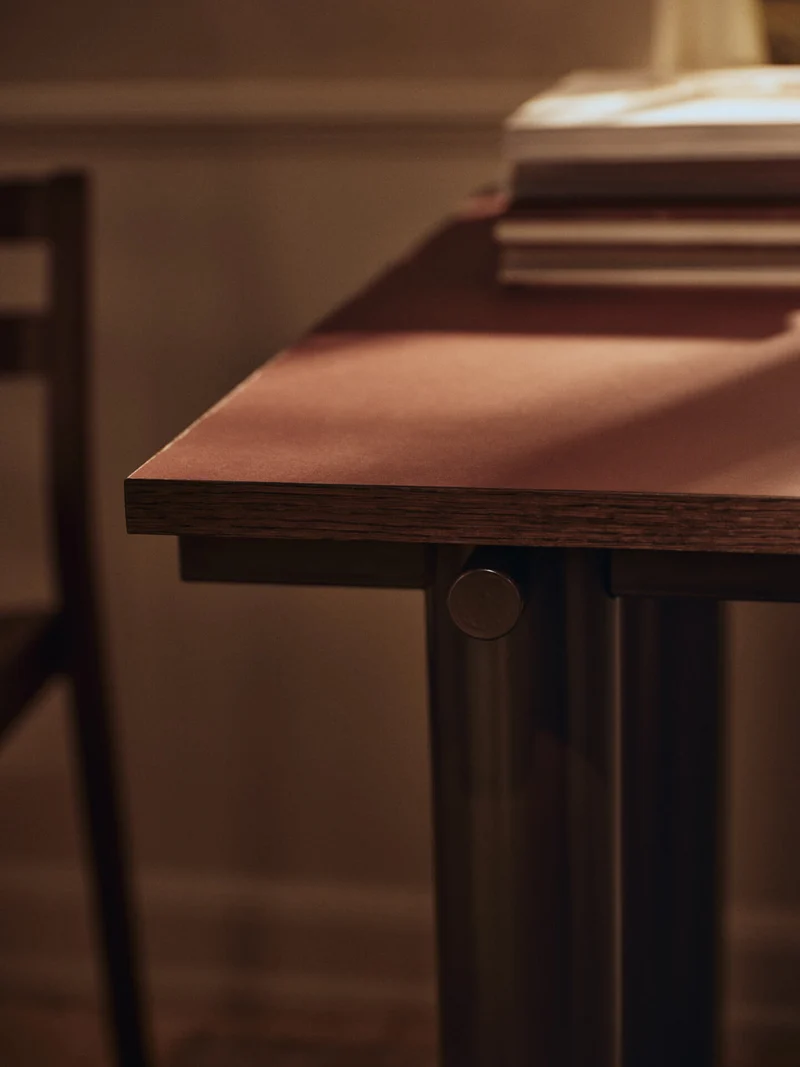 Atura Dining Table - Dark Chocolate/Burgundy Linoleum