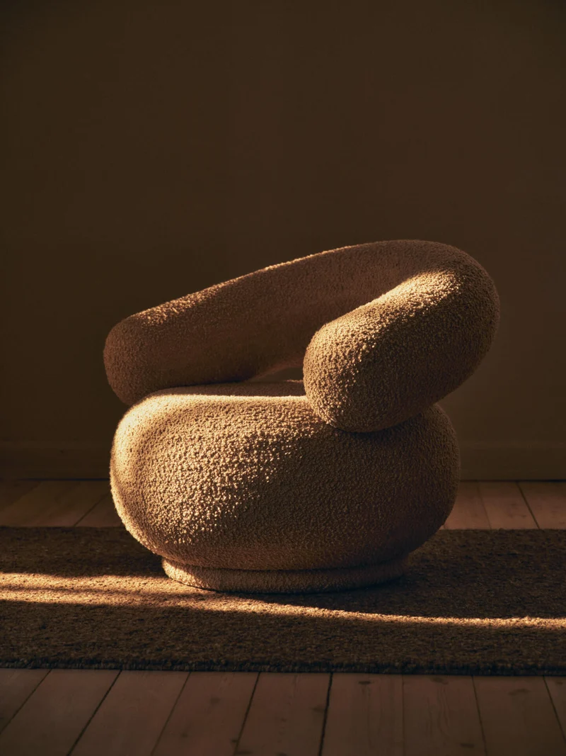 Orbo Lounge Chair - Raw Bouclé - Natural