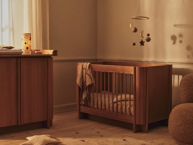 Tilu Baby Cot - Natural Oak