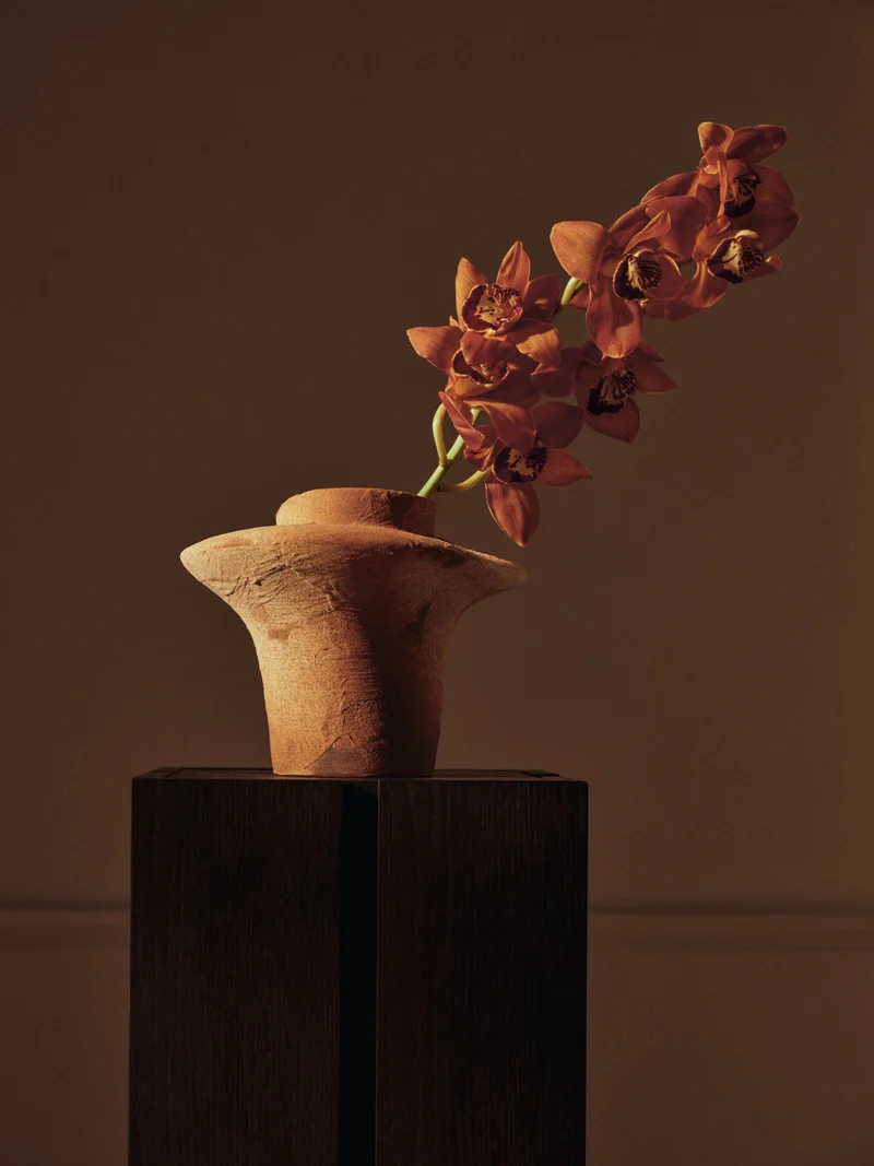 Evio Vase - Small - Burnt Umber