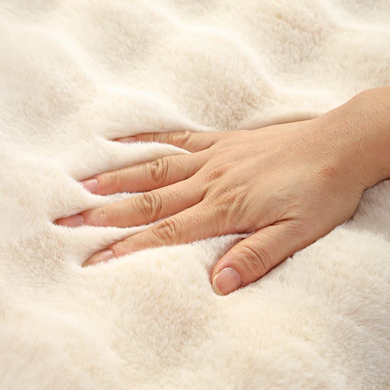 Protège Canapé en Peluche Beige