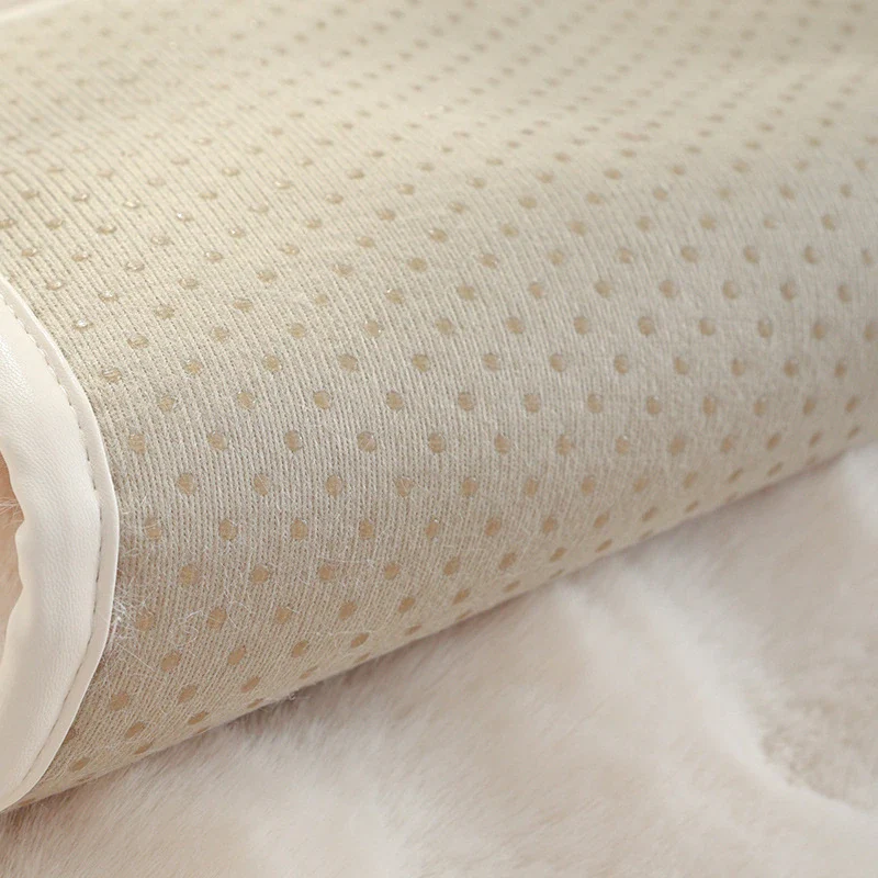 Protège Canapé en Peluche Beige