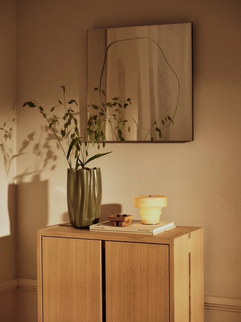 Nium Vase - Dark Sage