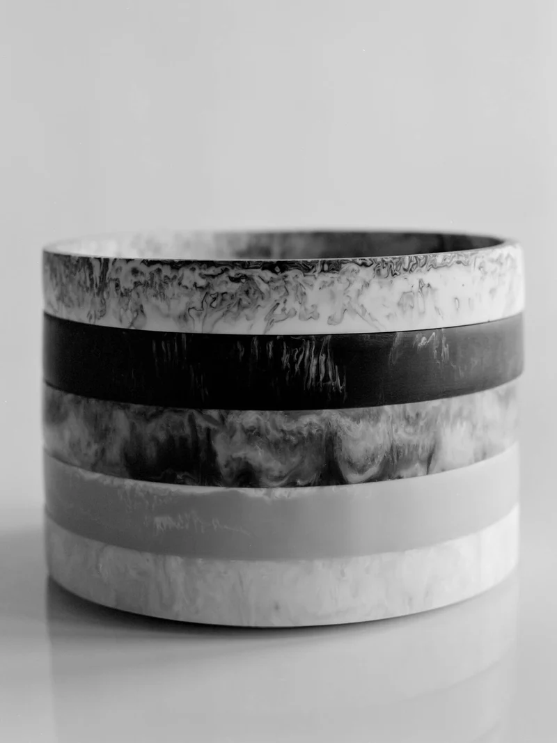 Mist Round Tray - Emerald Off-white