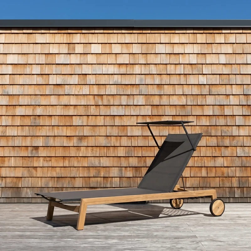 French Beauty - Outdoor Teak Lounger