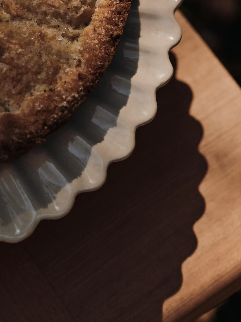 Fountain Cake Stand - Off-White