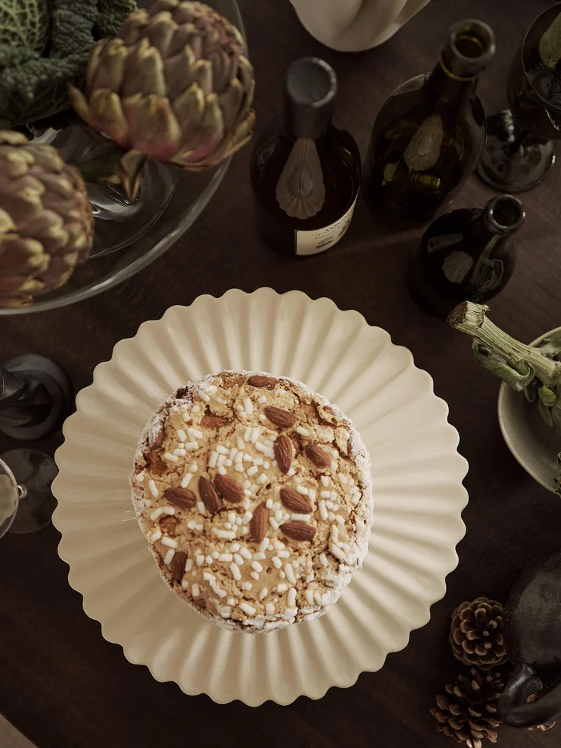 Fountain Cake Stand - Off-White