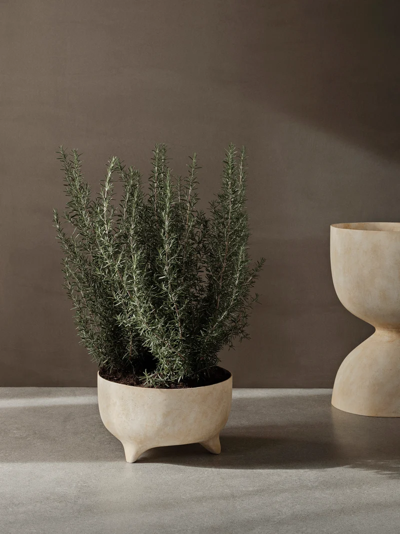 Evoke Pot - Low - Warm Sand