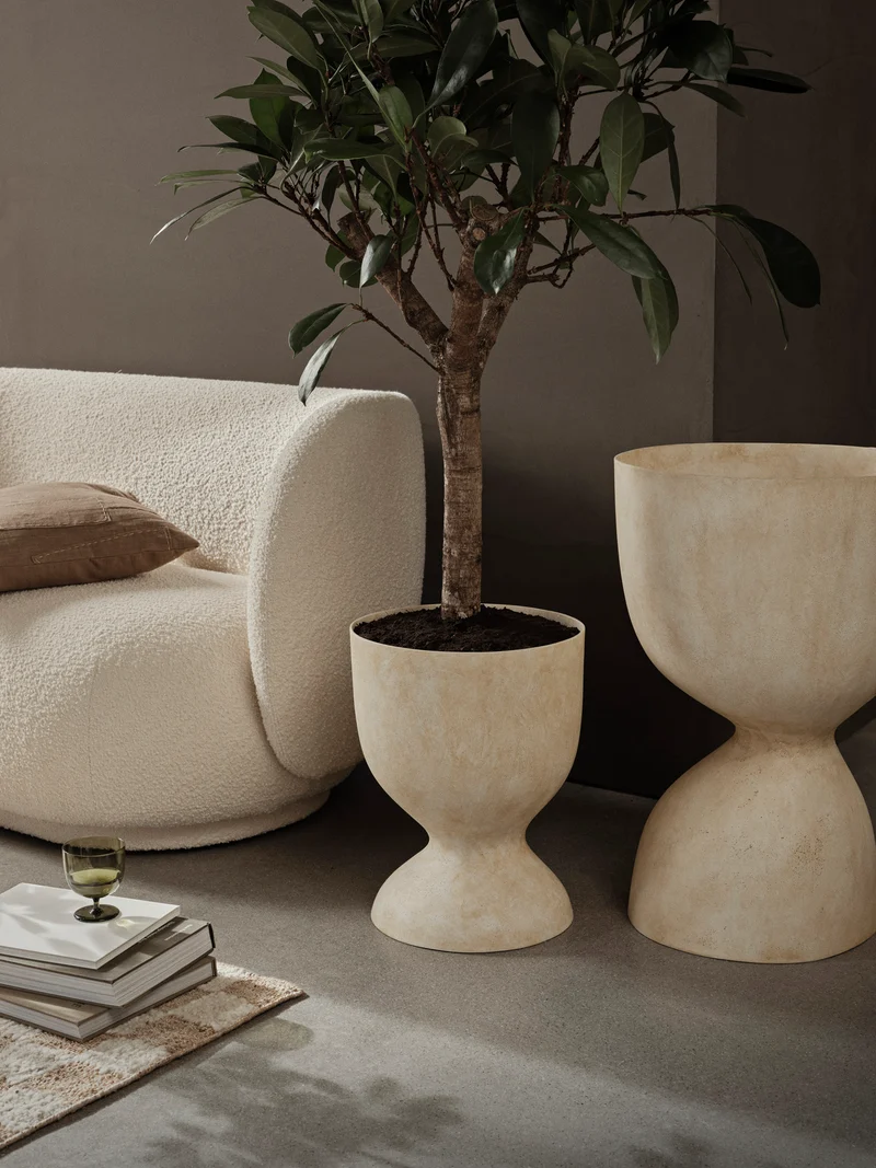Evoke Pot - Medium - Warm Sand