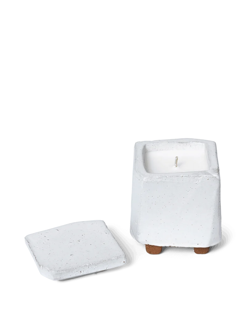 Kurinu Scented Candle - White