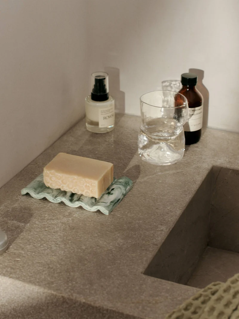 Mist Soap Dish - Emerald Off-White