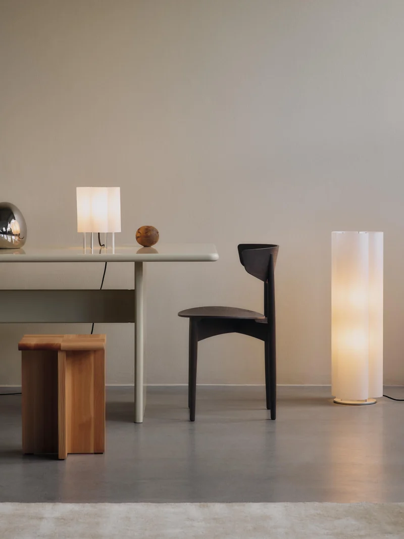 Boe Table Lamp - Silver/Natural