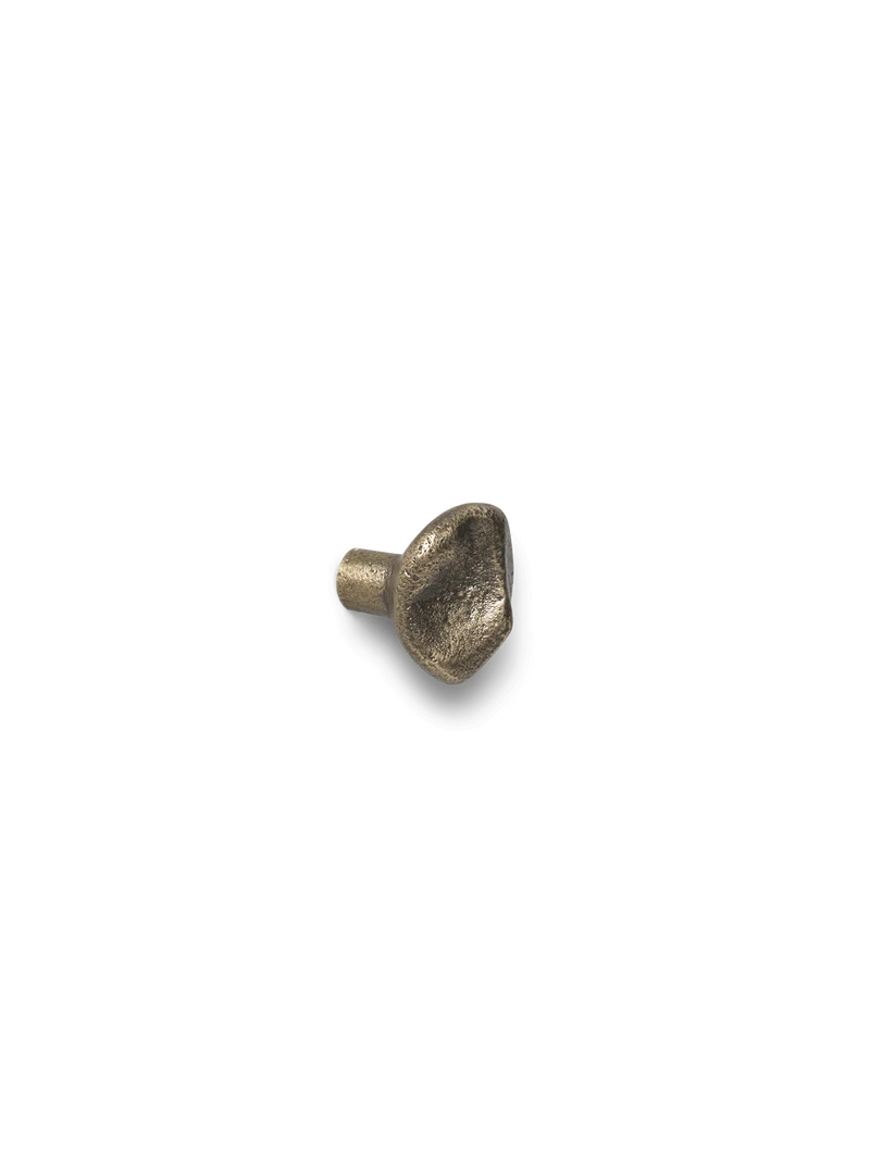 Gravel Hook - Antique Brass