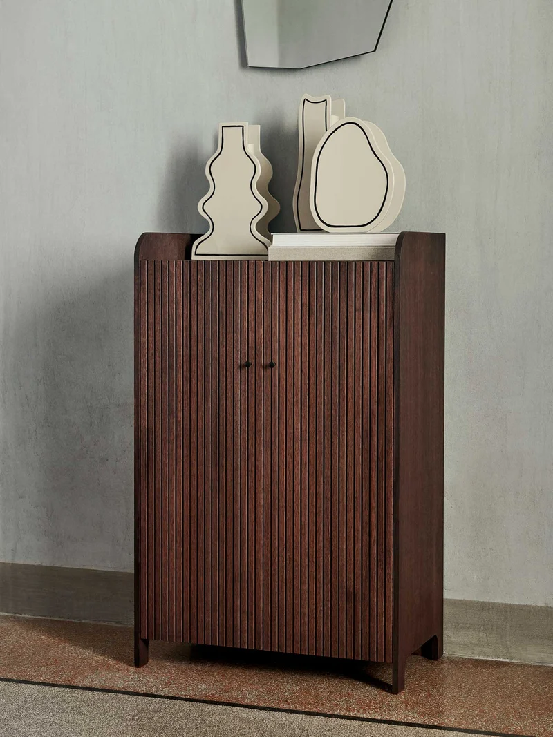 Sill Cupboard - Low - Dark Stained Oak