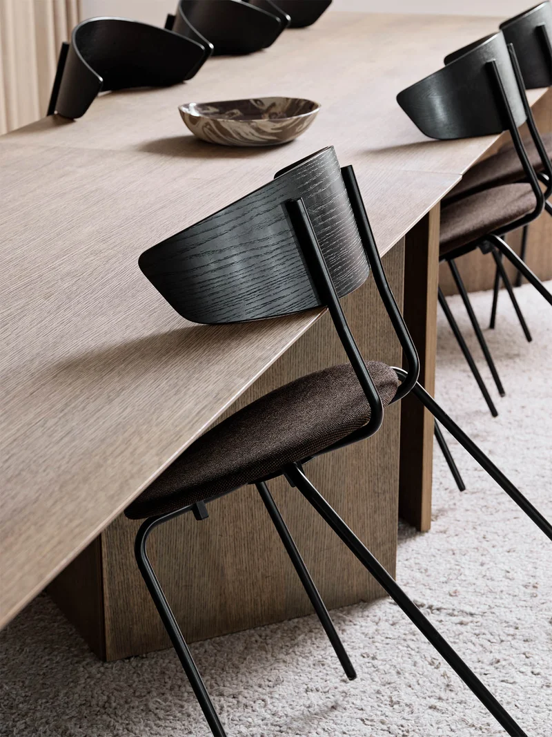 Herman Dining Chair - Hallingdal - Black/Dark Brown