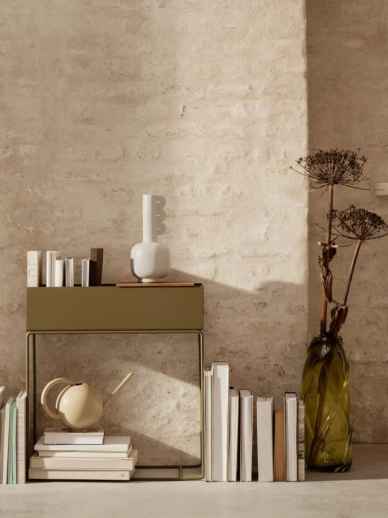 Muses Vase - Clio